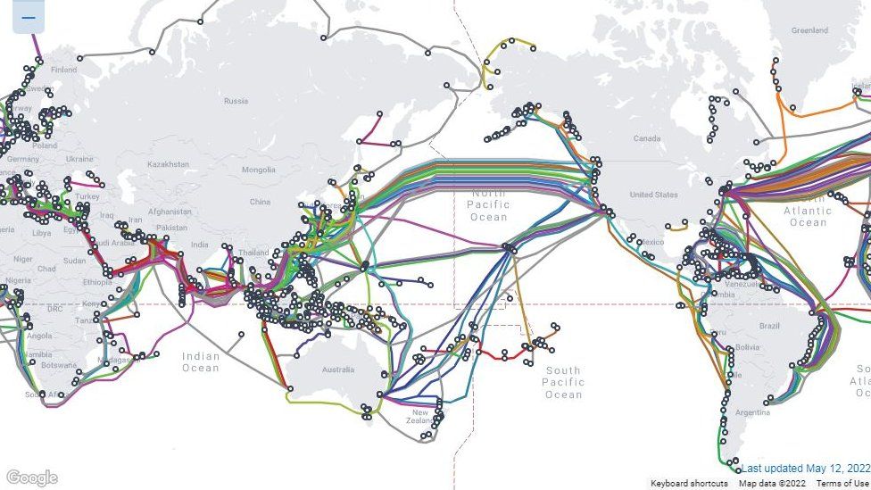 Una captura de pantalla del mapa interactivo de Telegeography de cables de Internet