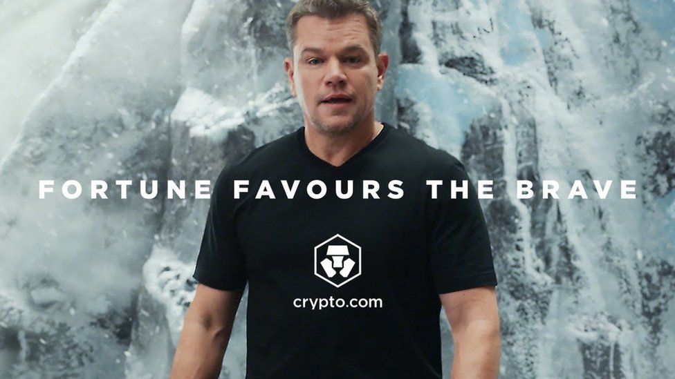 Matt Damon anuncia criptomonedas, con el eslogan "Fortune Favors The Brave"