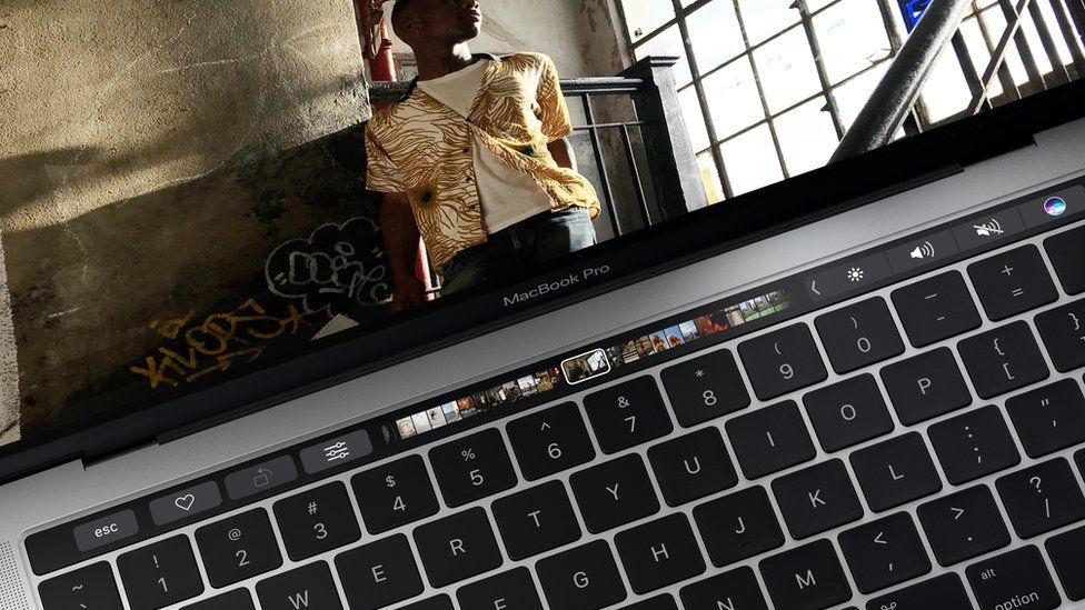Un teclado Apple MacBook Pro de 2016